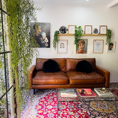 Art-Inspired Bedroom Close To Cbd Mossel Bay Eksteriør billede