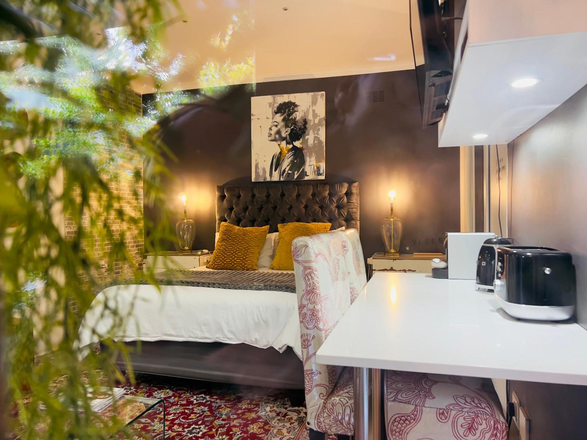 Art-Inspired Bedroom Close To Cbd Mossel Bay Eksteriør billede